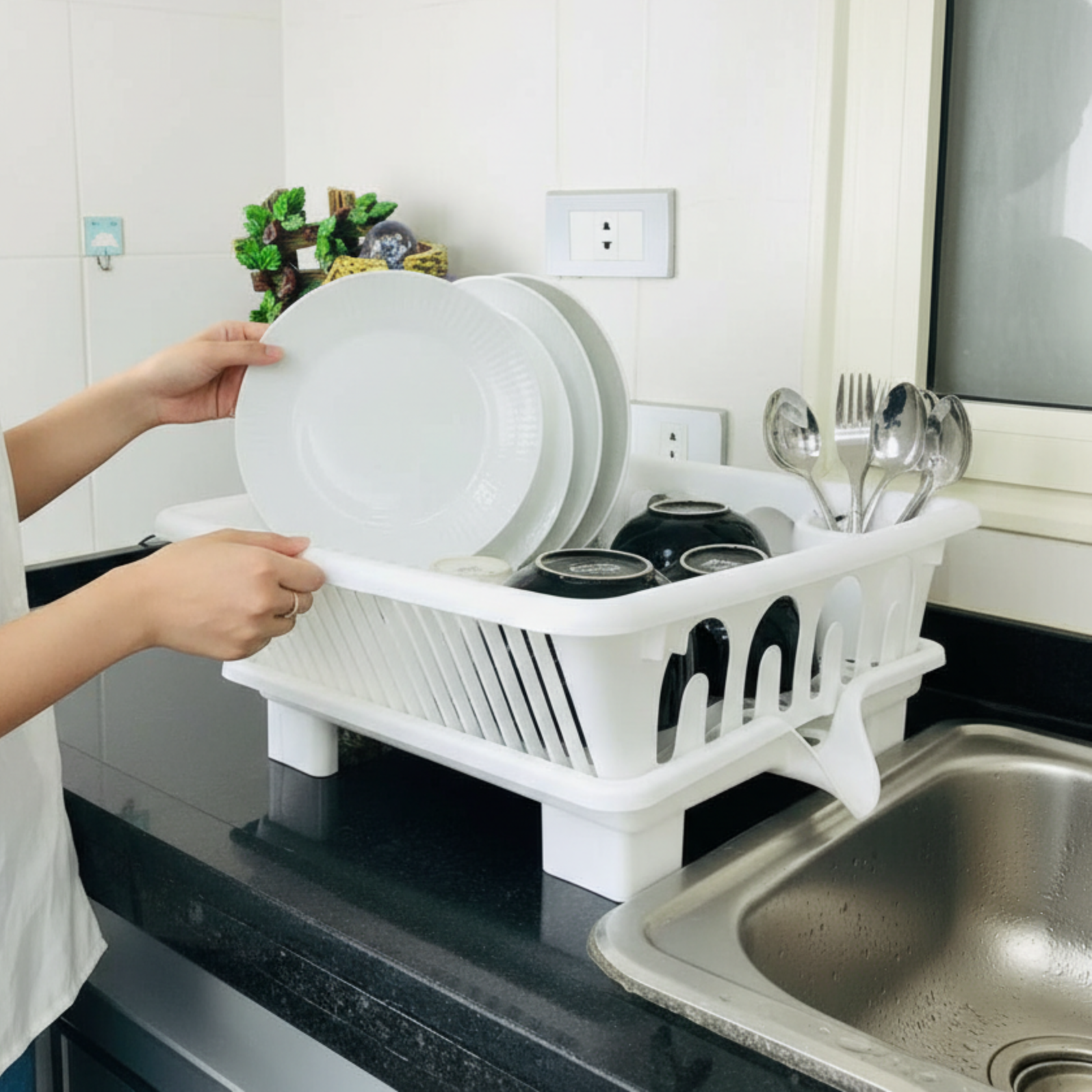 Dish Drying Rack with Drain Spout
