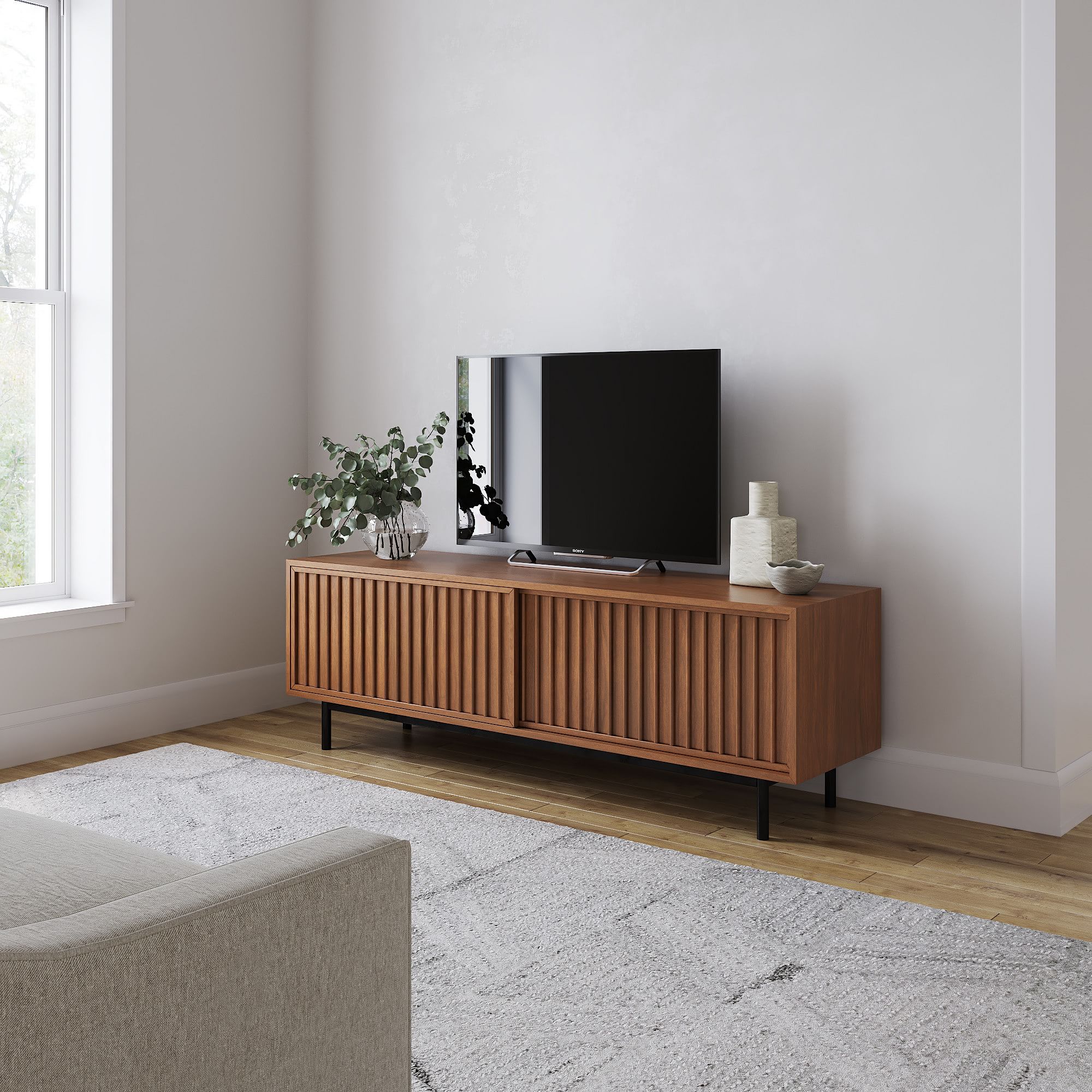 Slatty TV Unit